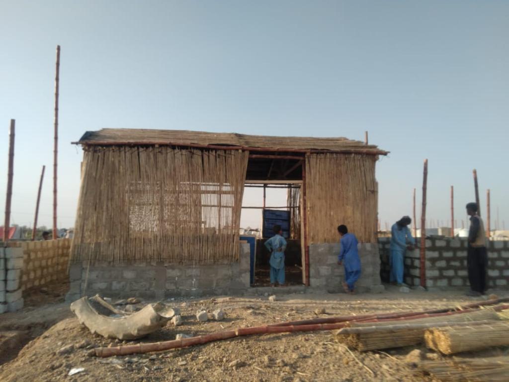 Bamboo shelter construction reference